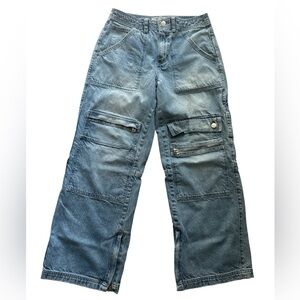 We The Free Wide-Leg Cargo Jeans in Light Blue Denim Sz 27
